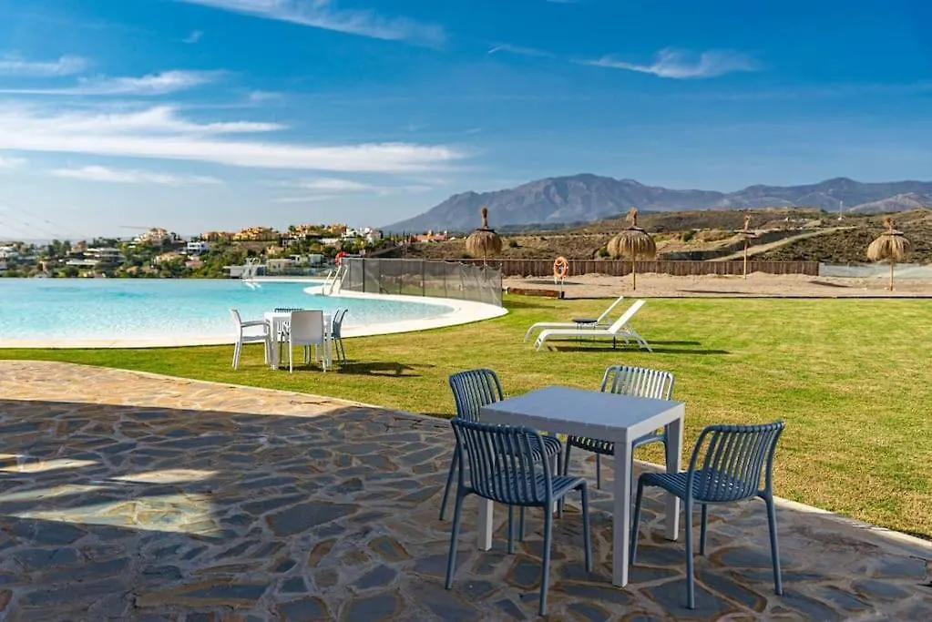 Deluxe 2 Bed Apartment Estepona