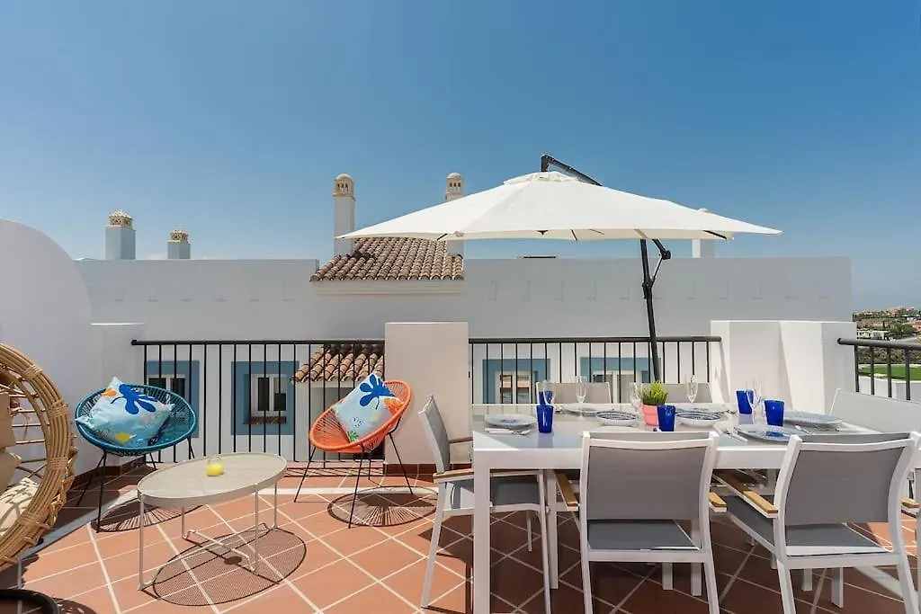 Deluxe 2 Bed Apartment Estepona