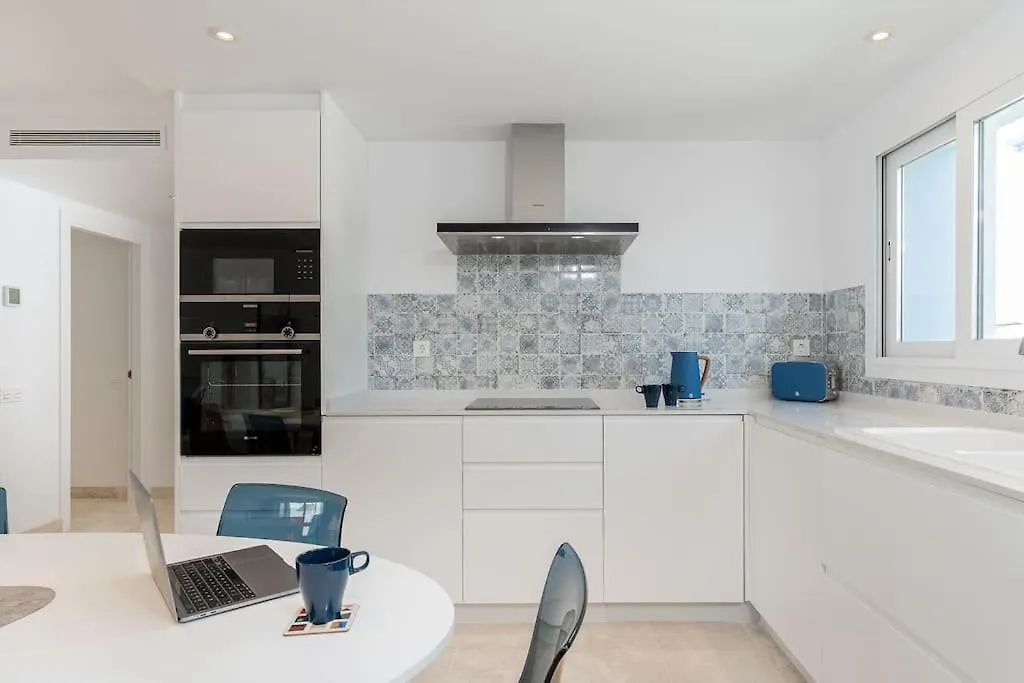 Deluxe 2 Bed Apartment Estepona